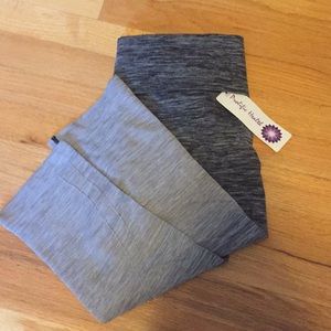 Black and gray yoga pants